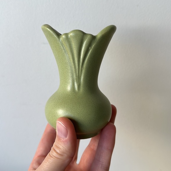 Royal Haeger for Restoration Hardware Light Green Ceramic Bud Vase 4 inches tall - Picture 3 of 5